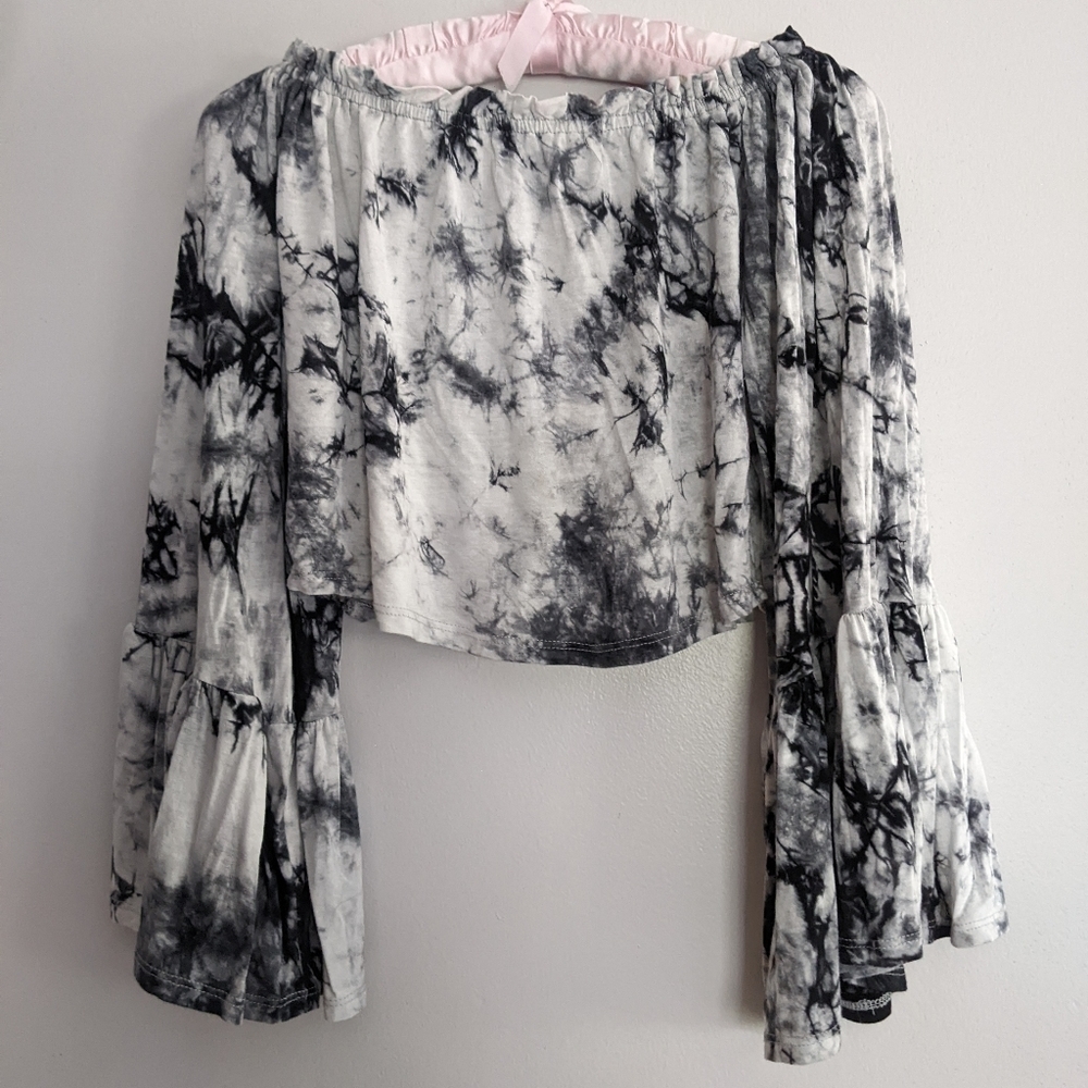 𝅺BLACK Bead Off Shoulder Black and White Tie Dyed Cropped Top Bell Sleeve…